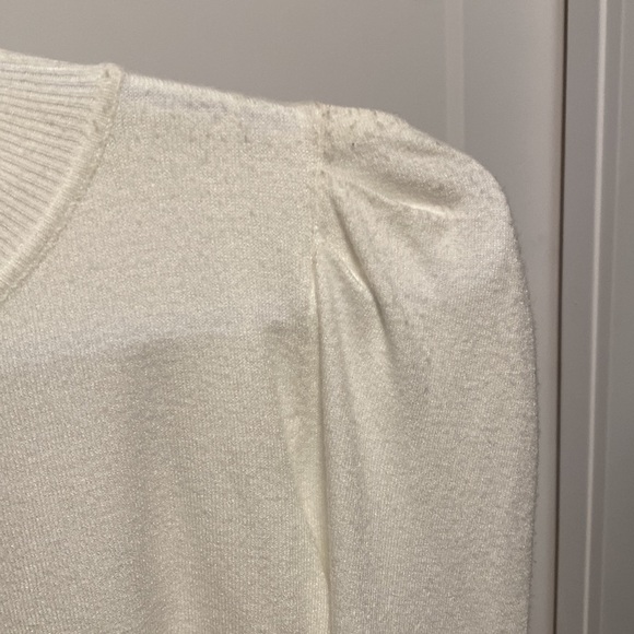 Cyrus White Cut Out sweater - Picture 3 of 3